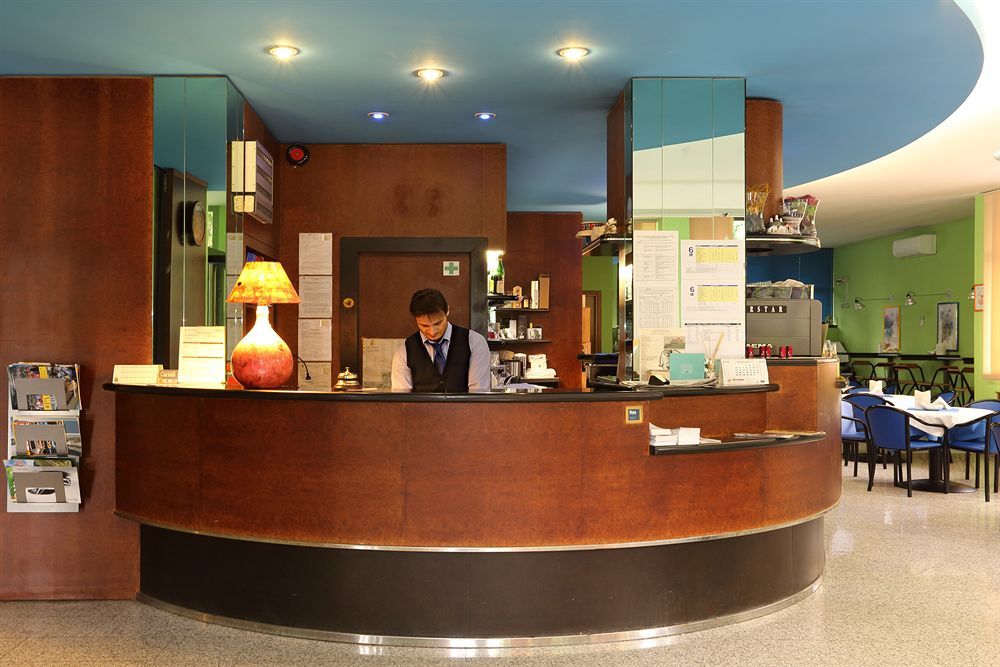 Aquamaris Hotel Sala Baganza Exterior foto